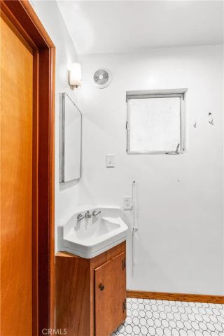 454 N Shattuck Place, Orange, CA 92866