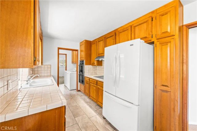 454 N Shattuck Place, Orange, CA 92866