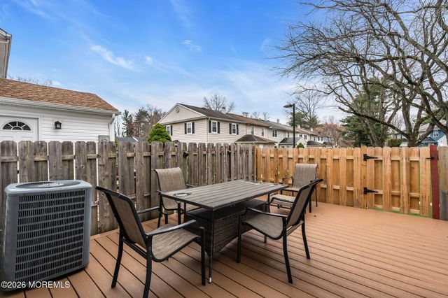 72 Kingsley Way, Freehold, NJ 07728