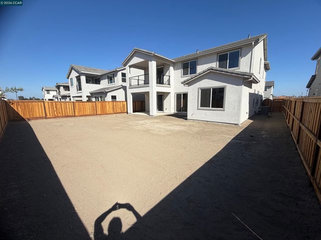 16175 Cartman Ct, Lathrop, CA 95330