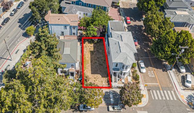 1556 8th Street, Oakland, CA 94607