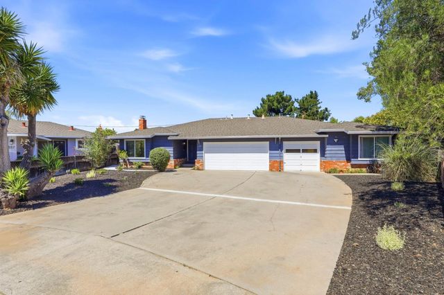 559-561 Mozart Court, Sunnyvale, CA 94087