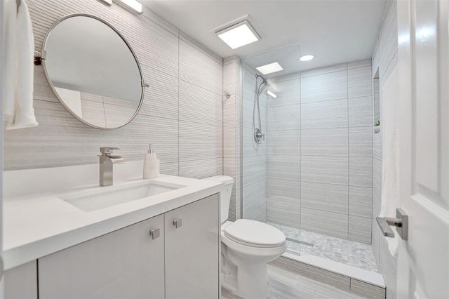 3200 Port Royale Drive N 905, Fort Lauderdale, FL 33308