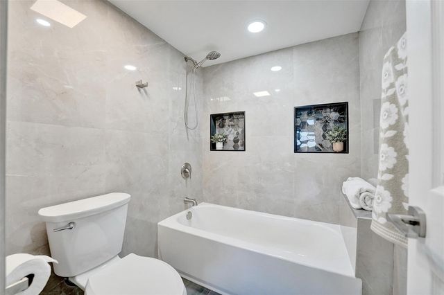 3200 Port Royale Drive N 905, Fort Lauderdale, FL 33308
