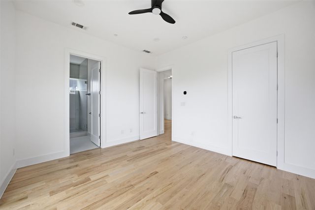 4605 Belmont Avenue 201, Dallas, TX 75204