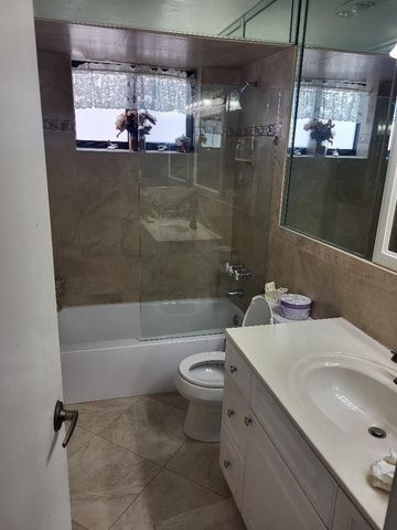 10478 NW 4th Street, Plantation, FL 33324