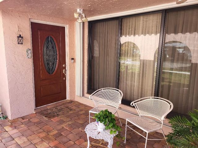 10478 NW 4th Street, Plantation, FL 33324