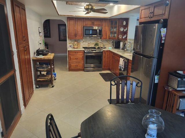 10478 NW 4th Street, Plantation, FL 33324