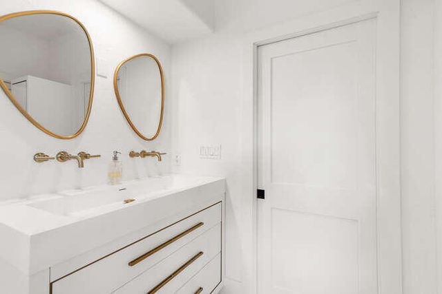 7820 Hawthorne Avenue, Miami Beach, FL 33141