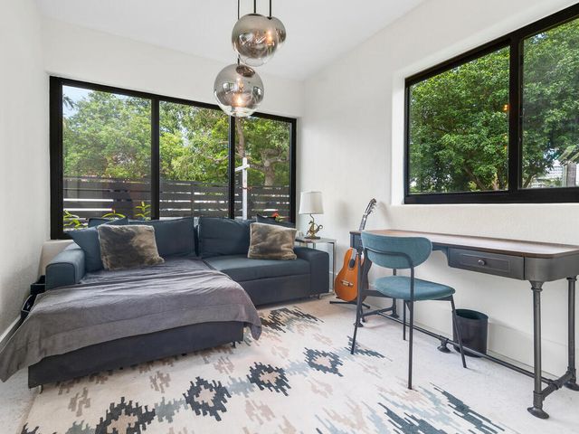 7820 Hawthorne Avenue, Miami Beach, FL 33141