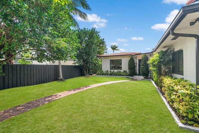 7820 Hawthorne Avenue, Miami Beach, FL 33141