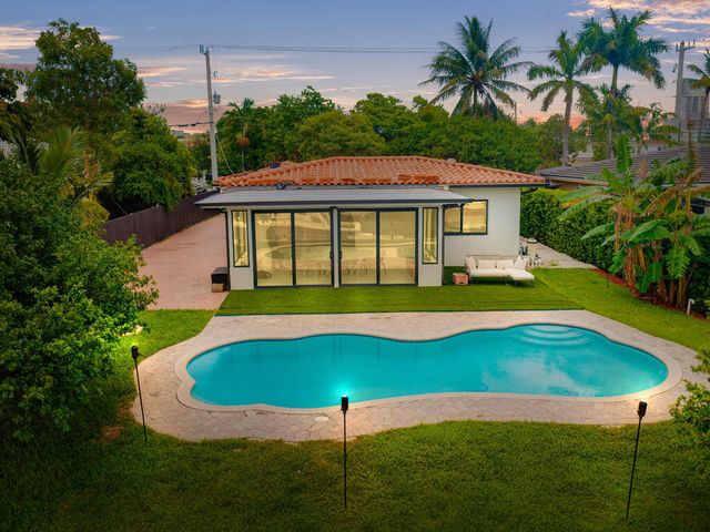 7820 Hawthorne Avenue, Miami Beach, FL 33141