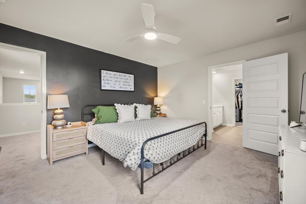 Image 15 of property listing at 297 Pine Crest View Drive, Summerville, SC 29486