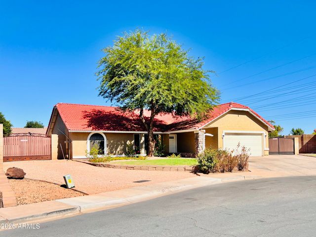 625 N 38TH Street N, Mesa, AZ 85205