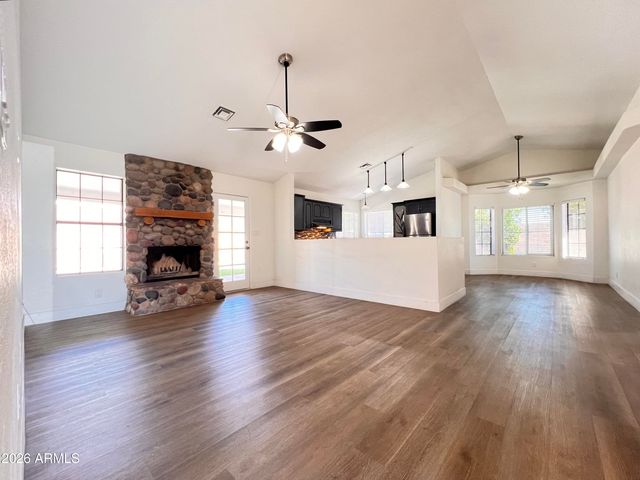 625 N 38TH Street N, Mesa, AZ 85205