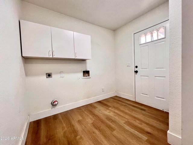 625 N 38TH Street N, Mesa, AZ 85205