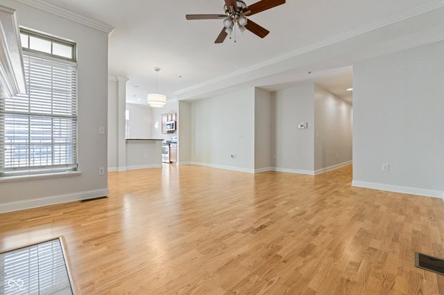 450 E Ohio Street 202, Indianapolis, IN 46204