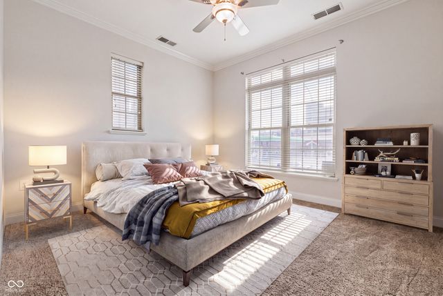450 E Ohio Street 202, Indianapolis, IN 46204