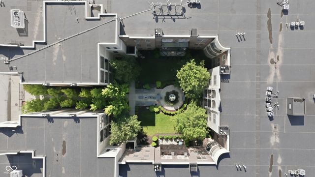 450 E Ohio Street 202, Indianapolis, IN 46204