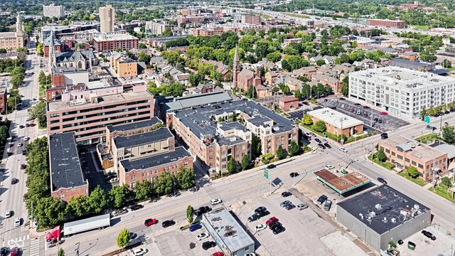 450 E Ohio Street 202, Indianapolis, IN 46204