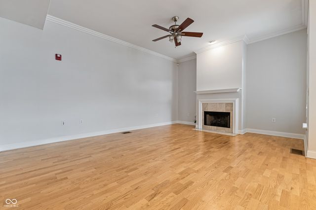 450 E Ohio Street 202, Indianapolis, IN 46204