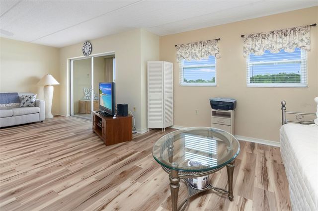 1 BOCA CIEGA POINT BOULEVARD 212, St Petersburg, FL 33708