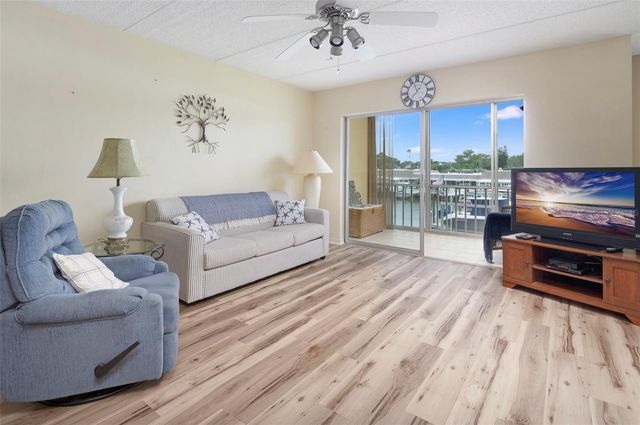 1 BOCA CIEGA POINT BOULEVARD 212, St Petersburg, FL 33708