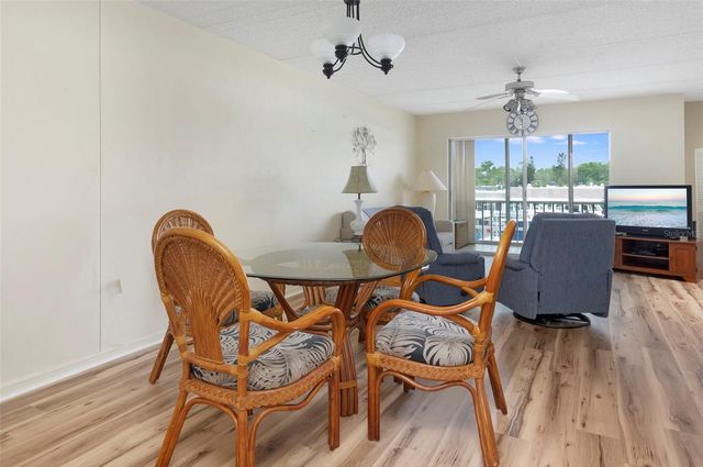 1 BOCA CIEGA POINT BOULEVARD 212, St Petersburg, FL 33708