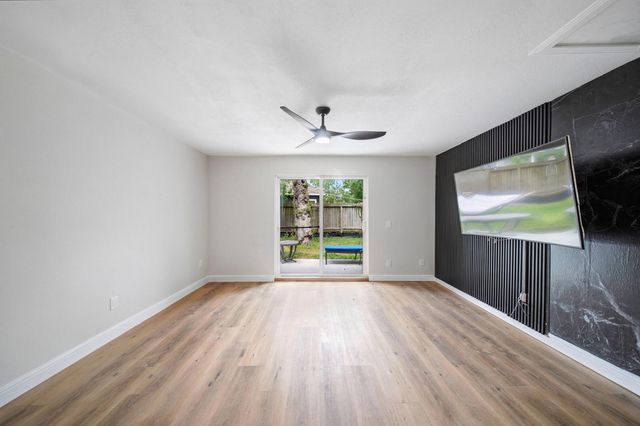 5207 Enyart Street, Houston, TX 77021