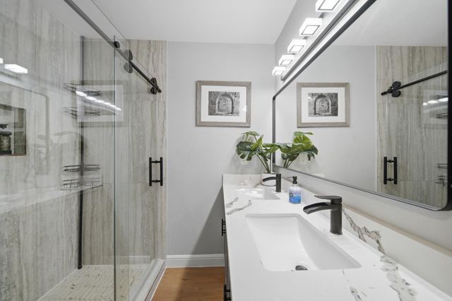 5207 Enyart Street, Houston, TX 77021