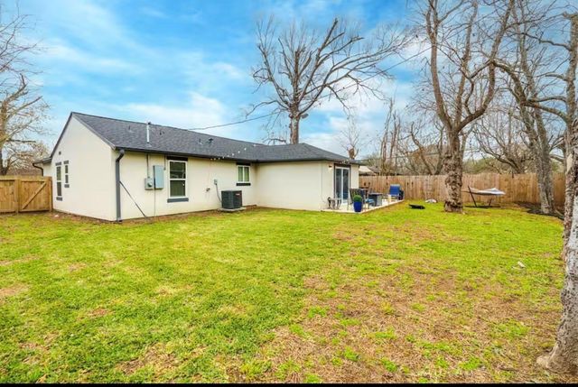 5207 Enyart Street, Houston, TX 77021