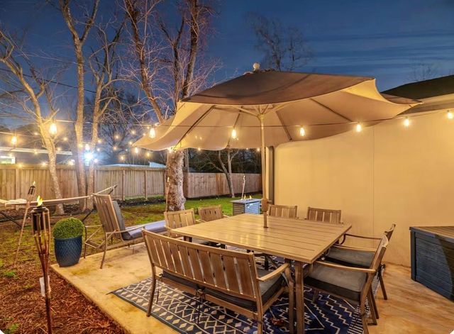 5207 Enyart Street, Houston, TX 77021