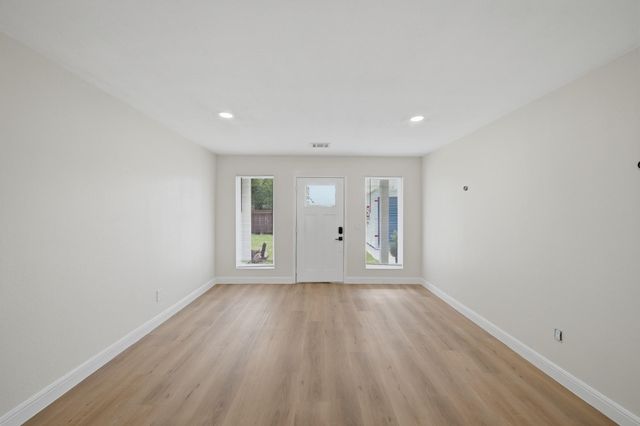 5207 Enyart Street, Houston, TX 77021