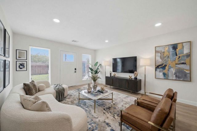 5207 Enyart Street, Houston, TX 77021