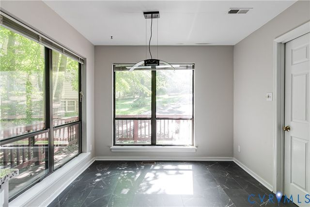 702 Gordon School Ct, North Chesterfield, VA 23236