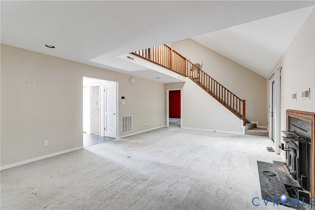 702 Gordon School Ct, North Chesterfield, VA 23236