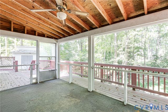702 Gordon School Ct, North Chesterfield, VA 23236