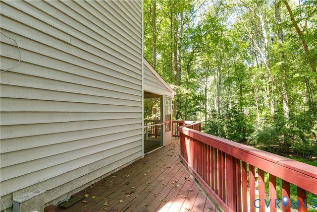 702 Gordon School Ct, North Chesterfield, VA 23236