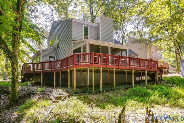 702 Gordon School Ct, North Chesterfield, VA 23236