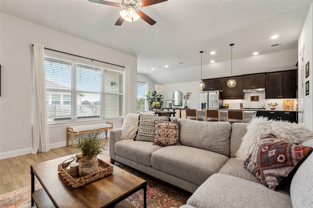 637 Cypress Forest DR, Kyle, TX 78640