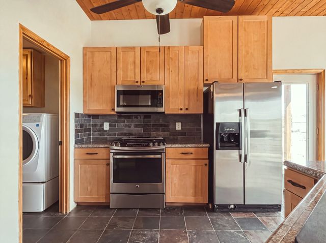 8 Avenida De La Paz, Lamy, NM 87540