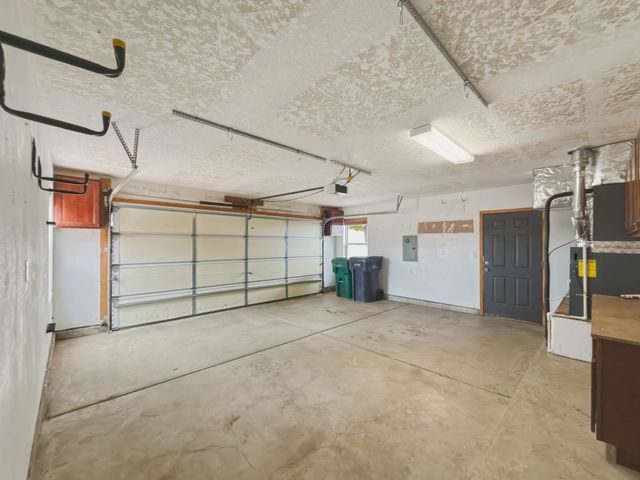 8 Avenida De La Paz, Lamy, NM 87540