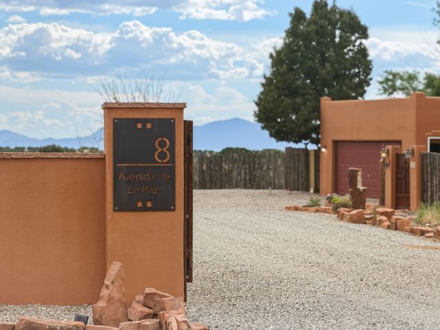 8 Avenida De La Paz, Lamy, NM 87540