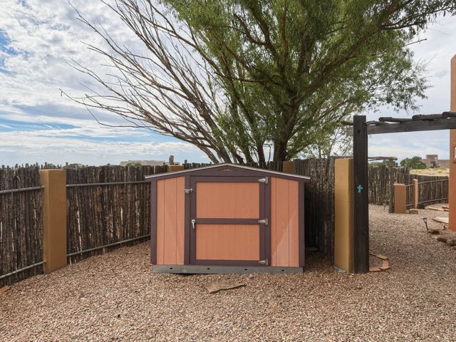 8 Avenida De La Paz, Lamy, NM 87540