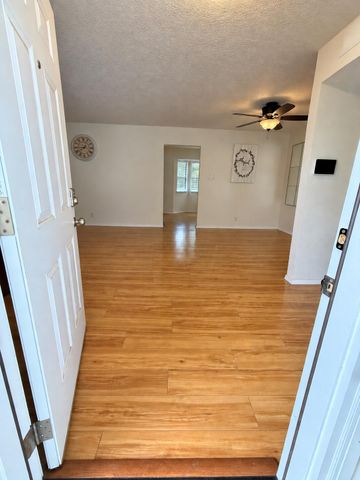 3708 Chelwood Drive NE, Albuquerque, NM 87111