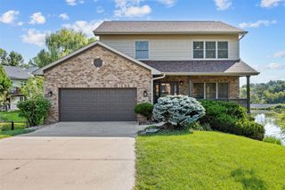 1721 12th Avenue, Coralville, IA 52241