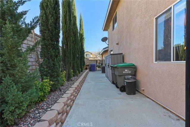 14215 Everglades Court, Canyon Country, CA 91387