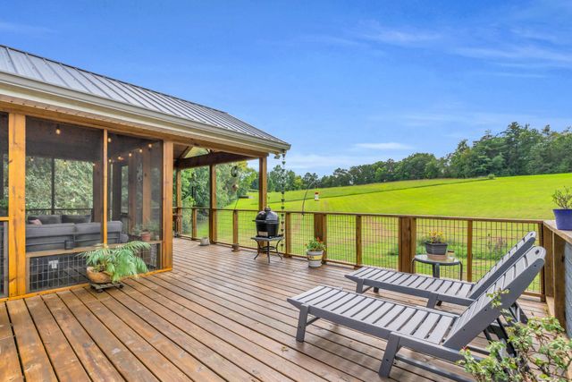 1015 Calm Water Trail, Bakewell, TN 37373