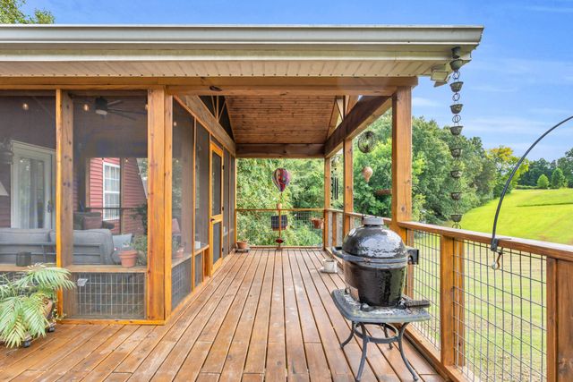 1015 Calm Water Trail, Bakewell, TN 37373