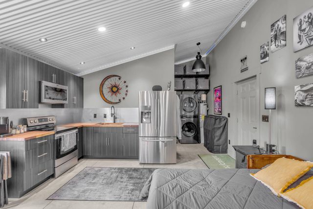 1015 Calm Water Trail, Bakewell, TN 37373